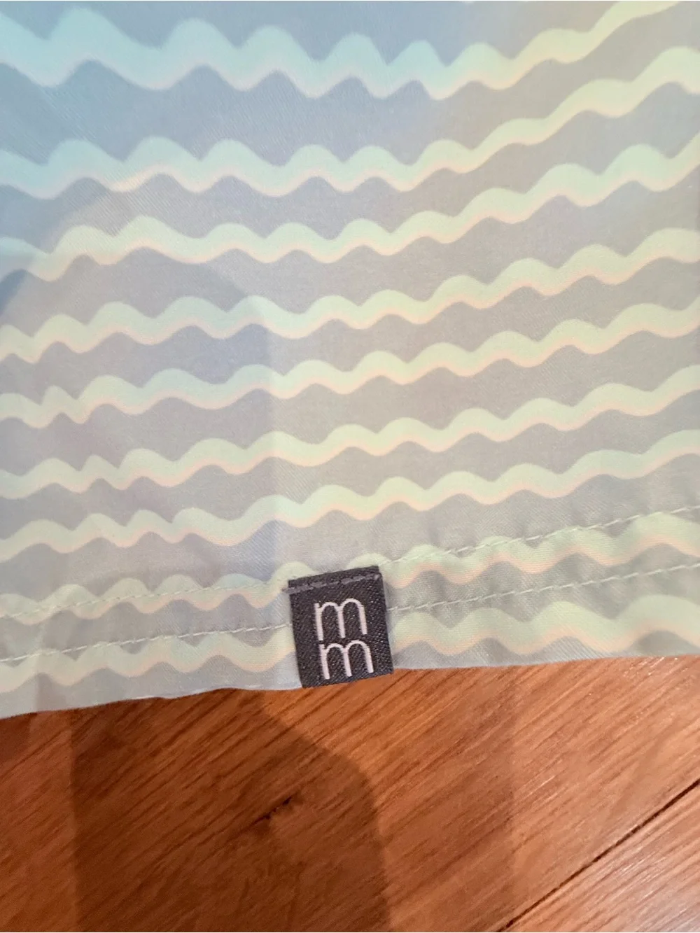 MODERN MOMENTS | Kids Short Sleeve Rash Guard & Swim Trunks Set in Tropez Waves